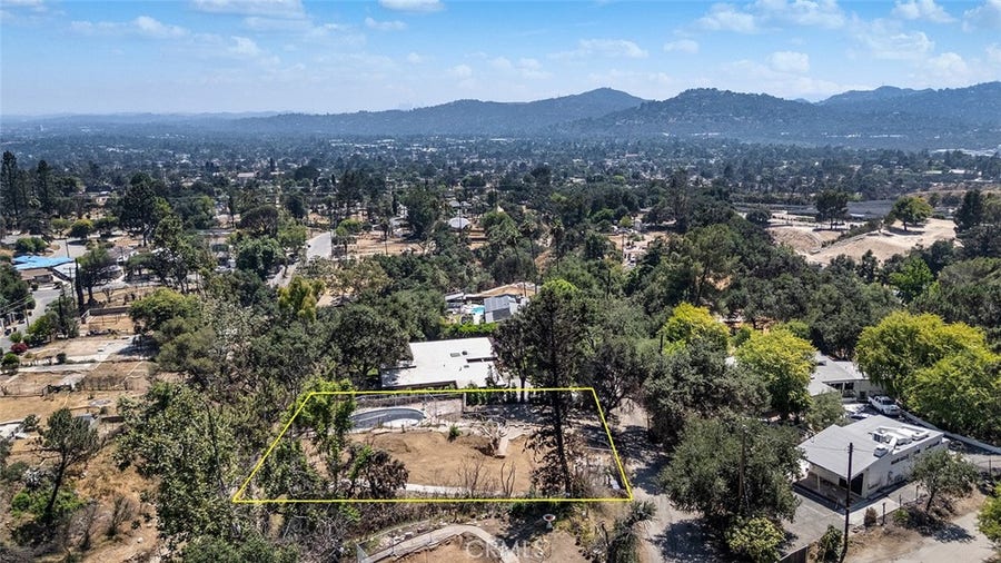 Property photo for 150 Jaxine Drive, Altadena, CA