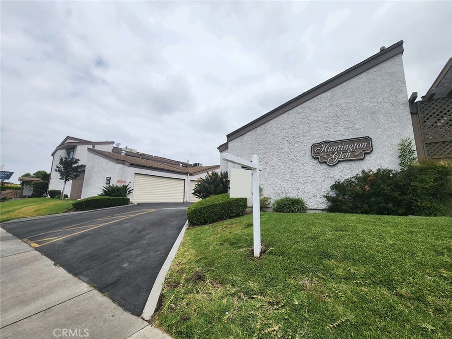 Property photo for 1047 E Huntington Drive, #C, Monrovia, CA
