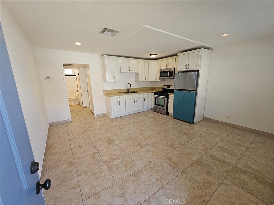 Property photo for 10037 Samoa Avenue, #6, Tujunga, CA