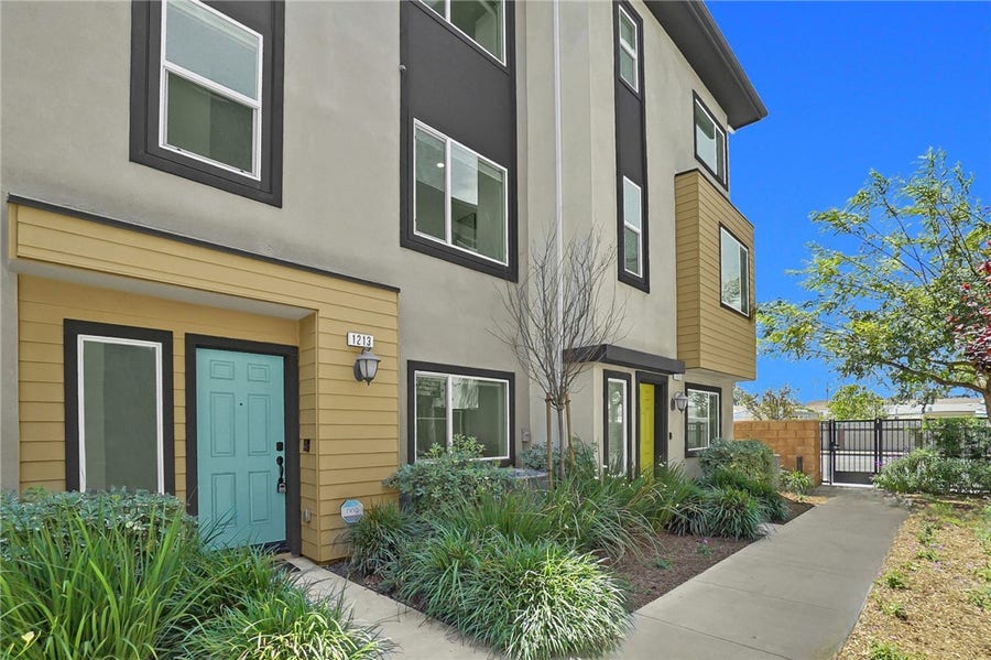 Property photo for 1213 Ironsides Lane, Harbor City, CA