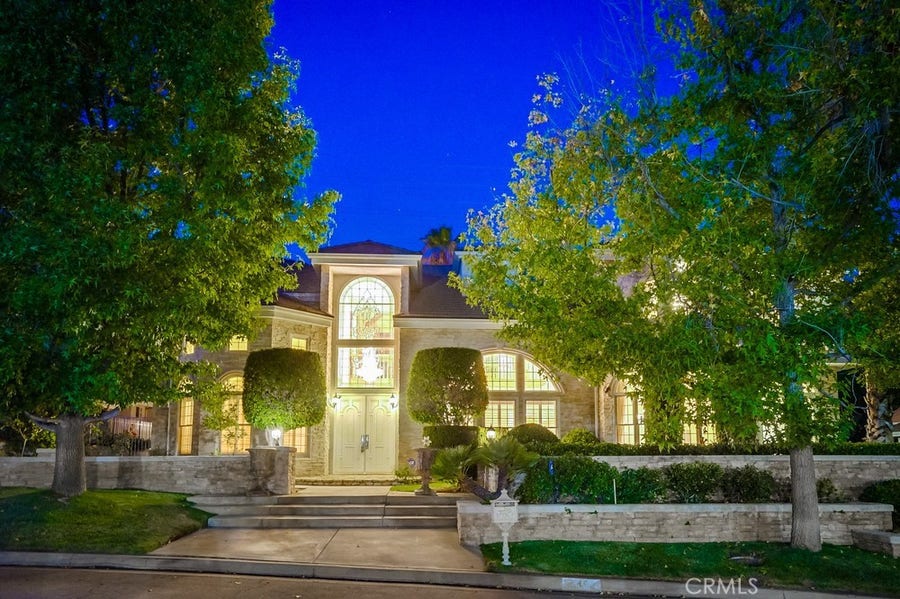 Property photo for 849 Greenridge, La Canada Flintridge, CA