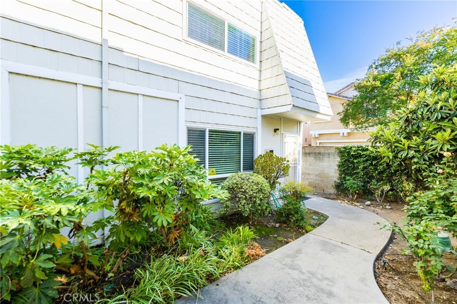 Property photo for 1434 Highland Avenue, #8, Duarte, CA