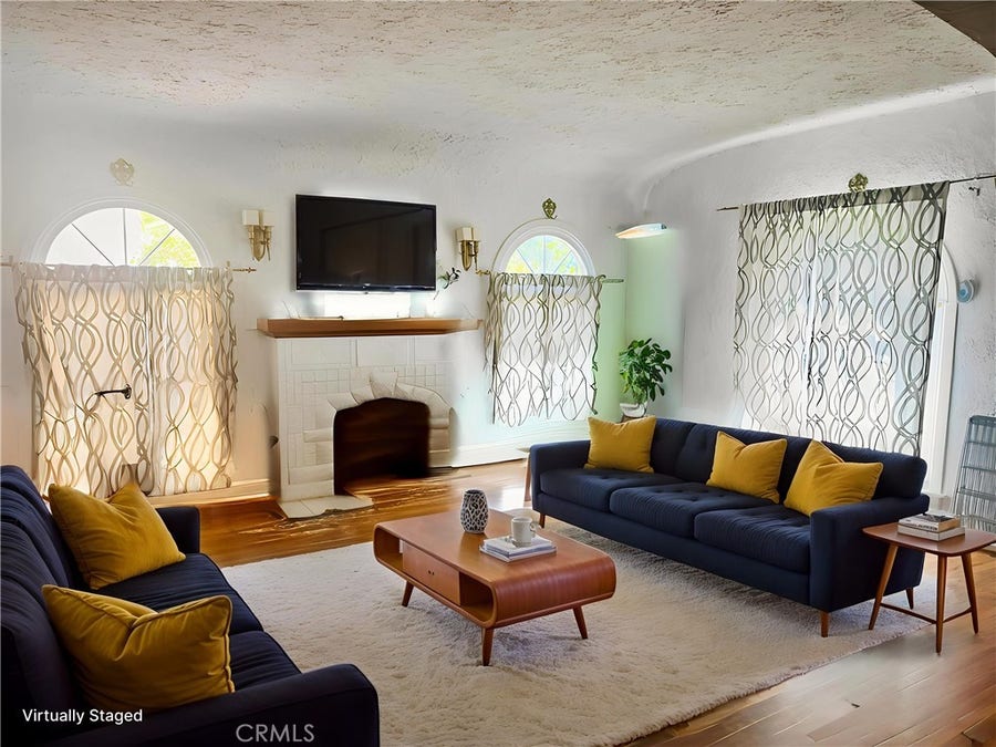 Property photo for 1553 N Commonwealth, Los Angeles, CA