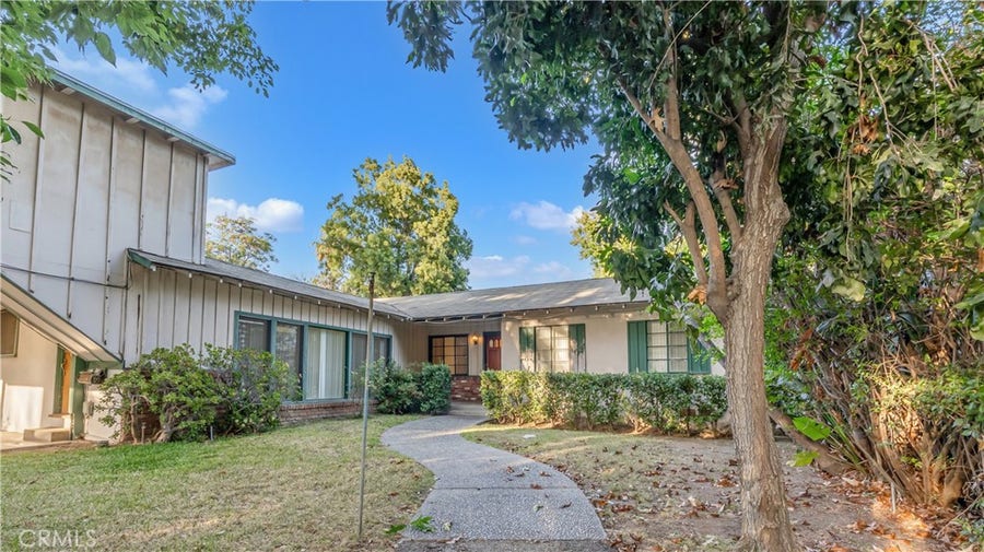 Property photo for 154 S Lima Street, Sierra Madre, CA