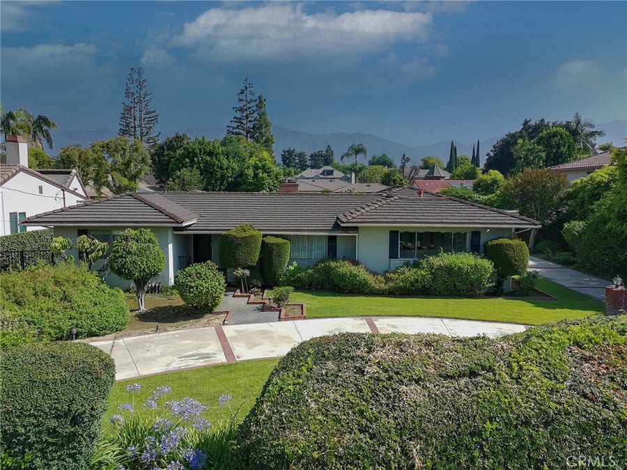Property photo for 375 W Las Flores, Arcadia, CA
