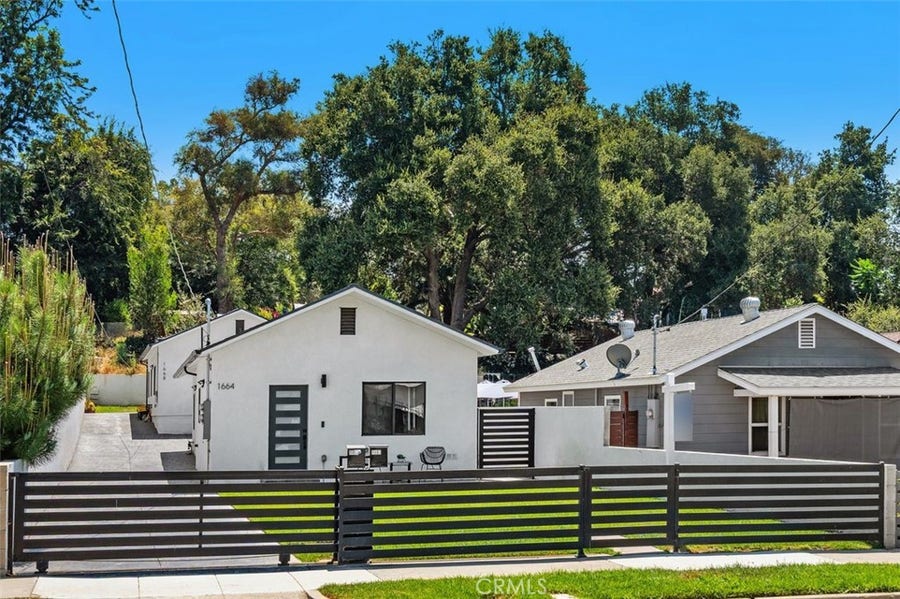 Property photo for 1664 Glen Avenue, Pasadena, CA