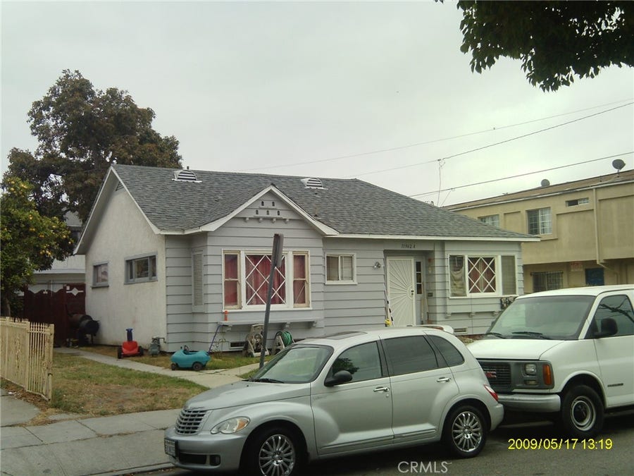 Property photo for 11962 Cedar Avenue, Hawthorne, CA
