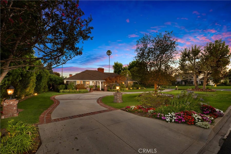 Property photo for 340 Arbolada Drive, Arcadia, CA
