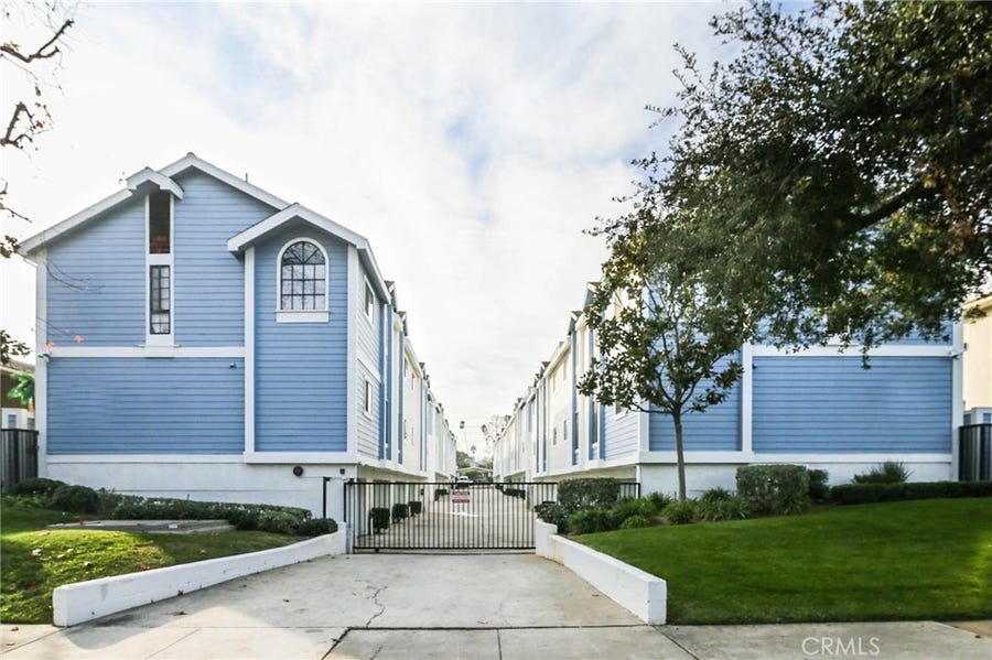 Property photo for 622 N Wilson Avenue, #4, Pasadena, CA