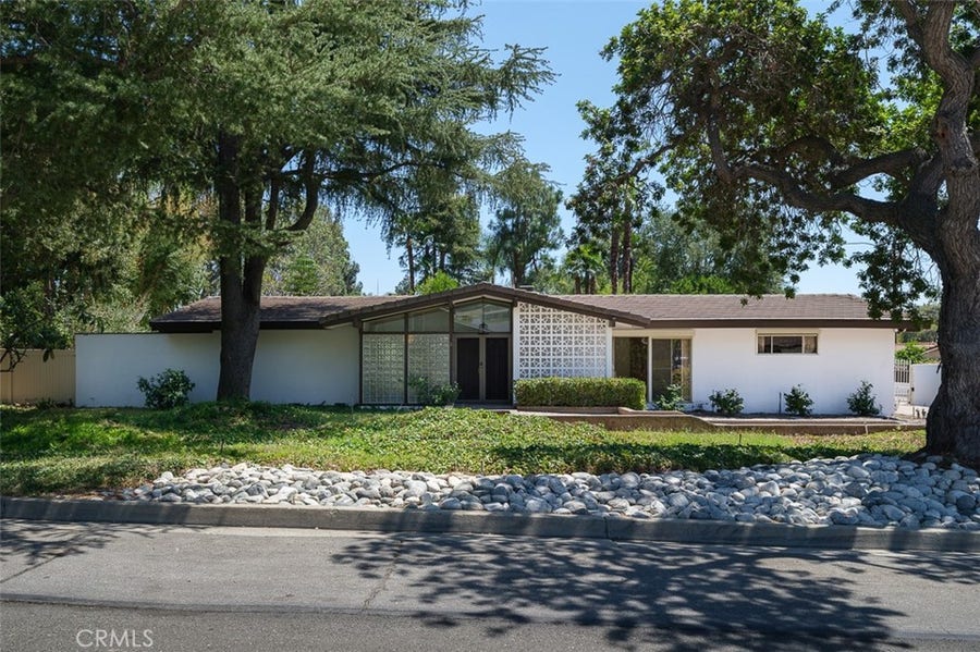 Property photo for 1036 W Donington Street, Glendora, CA