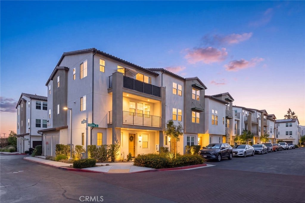 684 CARA CARA, Covina, CA 91723 Prime location corner unit.