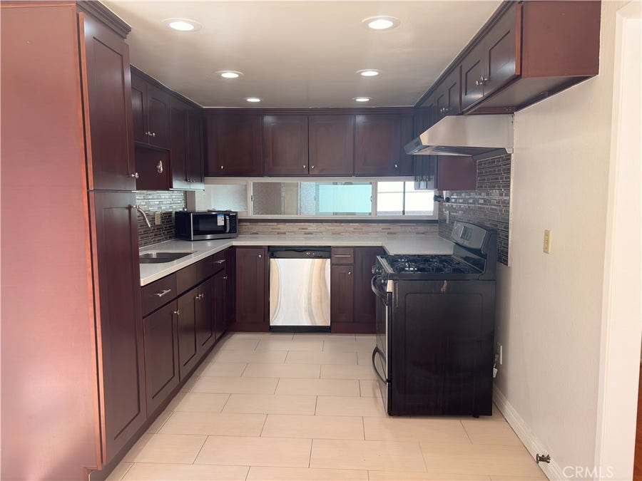 Property photo for 2519 Kansas, #110, Santa Monica, CA