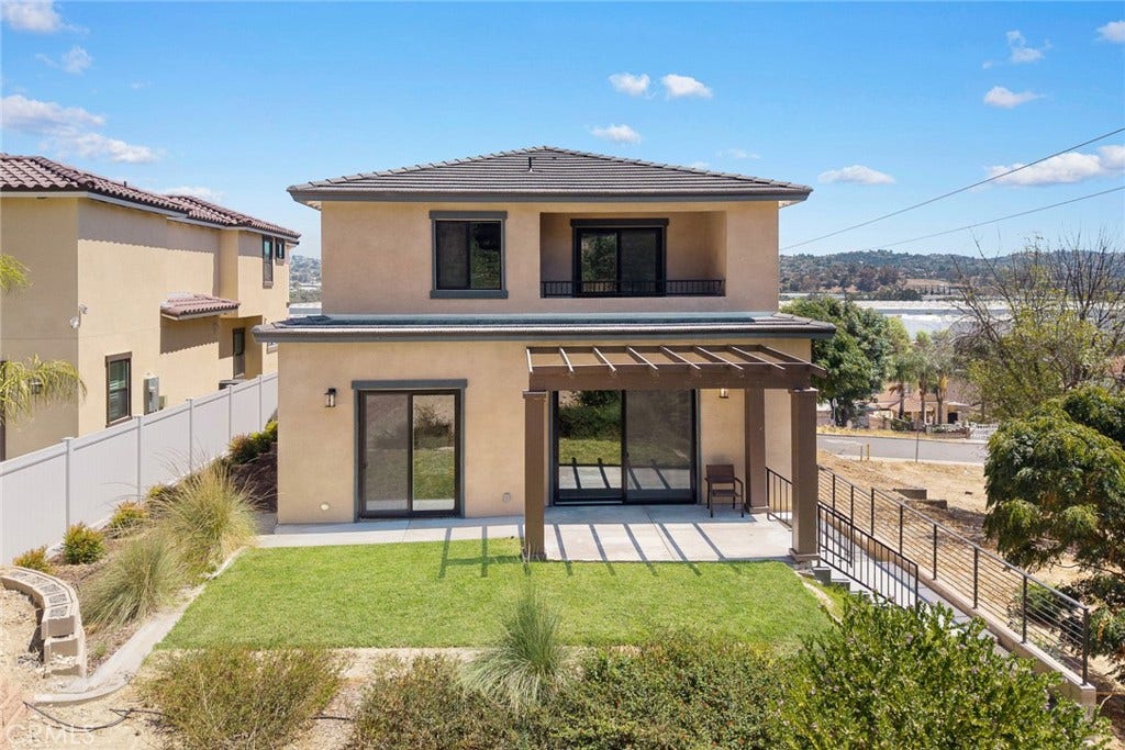 693 Castlehill Drive, Walnut, CA 91789 693 Castlehill Drive, Walnut, CA 91789