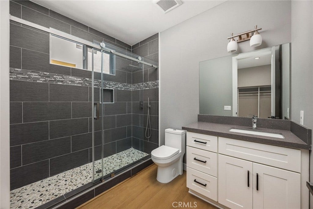 693 Castlehill Drive, Walnut, CA 91789 main level ensuite bath