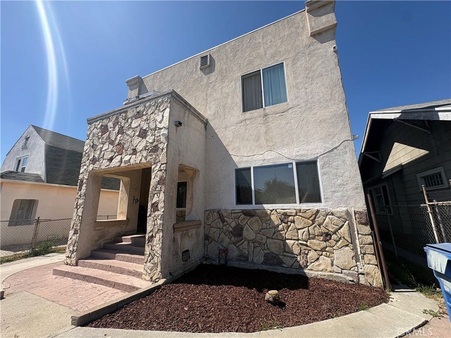 Property photo for 151 W 52nd, #153, Los Angeles, CA