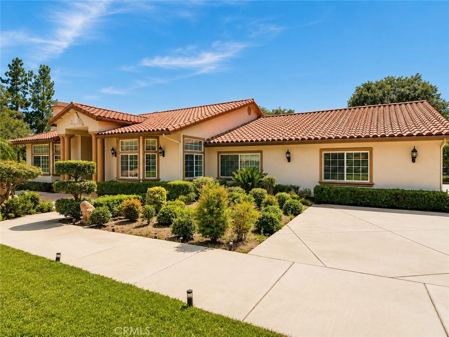 Property photo for 225 Barranca, Bradbury, CA