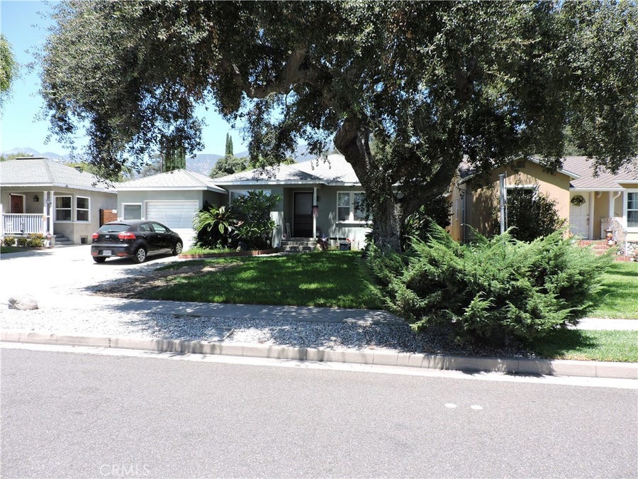 Property photo for 821 Oakdale, Monrovia, CA