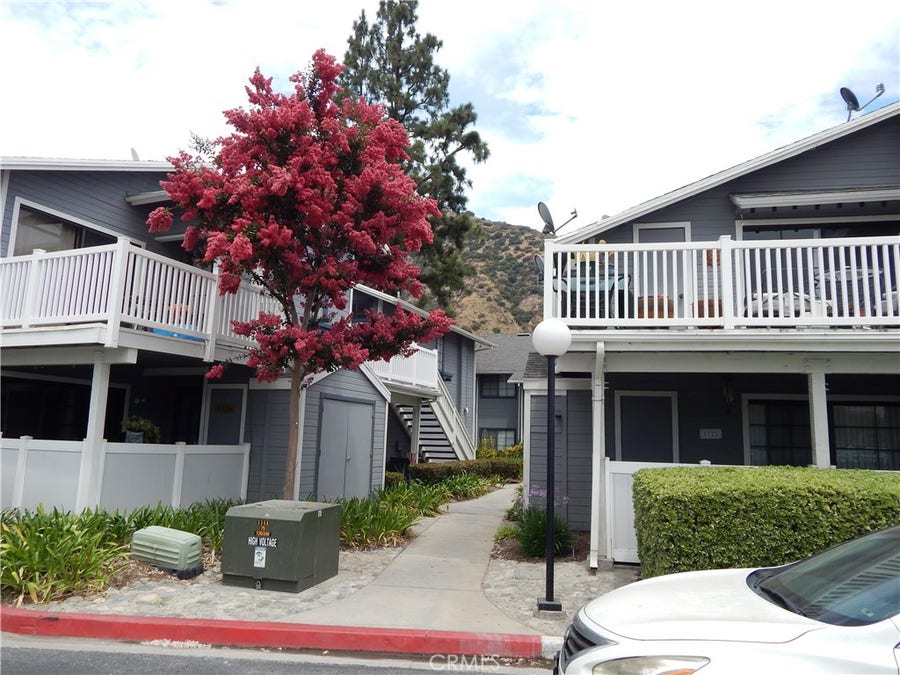Property photo for 1732 Crystal Canyon Drive, Azusa, CA