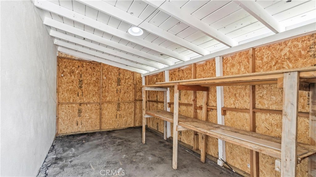 17012 E Benwood, Covina, CA 91722 Enclosed garage