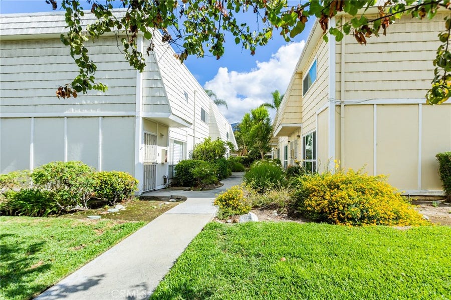 Property photo for 1434 Highland Avenue, #8, Duarte, CA