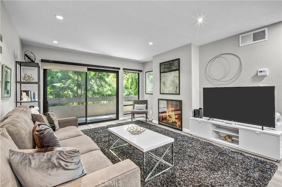 Property photo for 950 N Kings Road, #103, West Hollywood, CA
