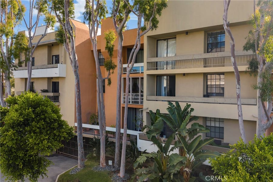 Property photo for 740 N Kings Road, #208, Los Angeles, CA