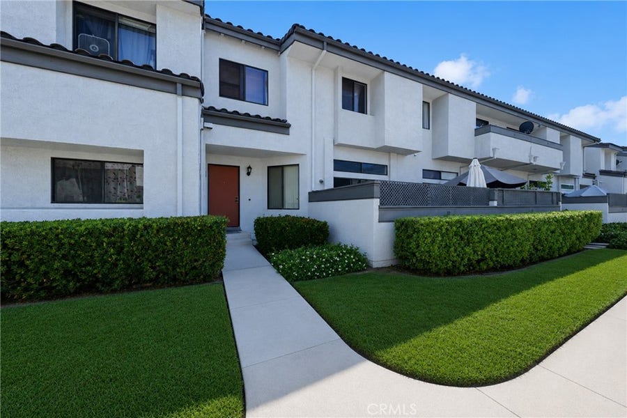 Property photo for 32 Brownfield Lane, Pomona, CA