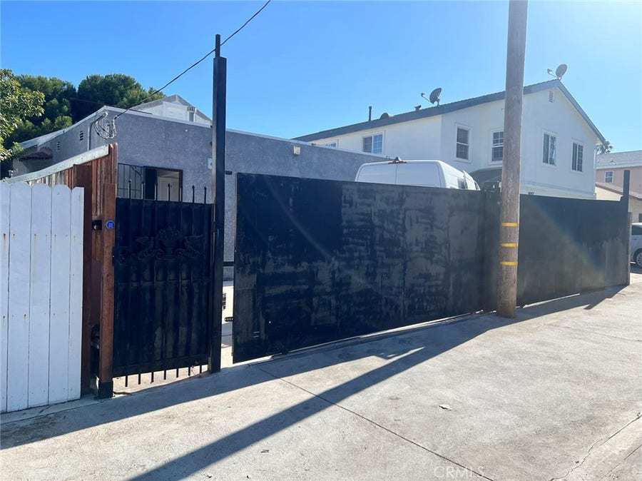 Property photo for 324 W Oliver, San Pedro, CA