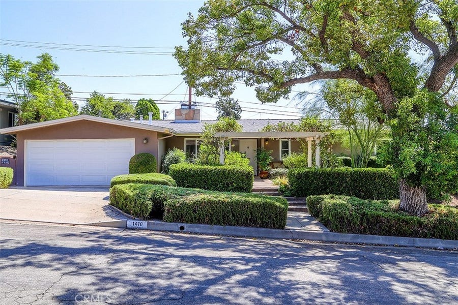 Property photo for 1410 Riviera Drive, Pasadena, CA