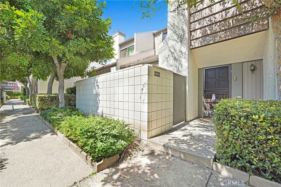 Property photo for 582 W Huntington Dr, #M, Arcadia, CA