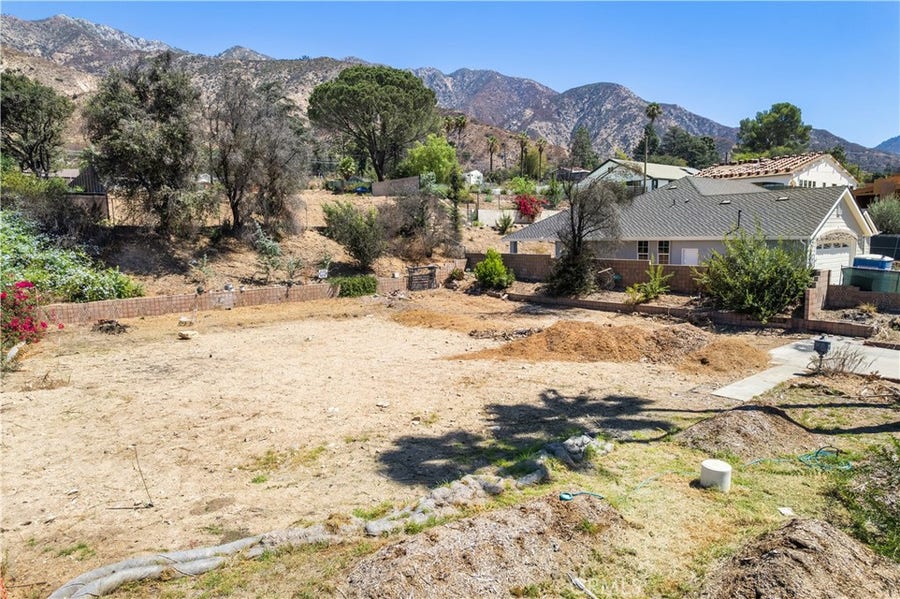 Property photo for 523 E Mount Curve, Altadena, CA