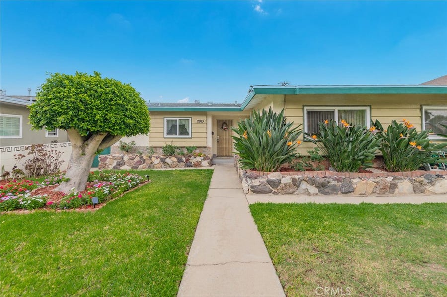 Property photo for 2915 Via San Delarro, Montebello, CA