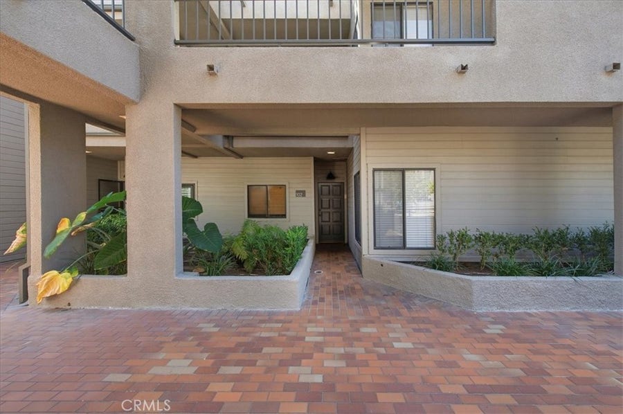 Property photo for 1310 E Orange Grove, #102, Pasadena, CA