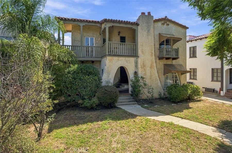 Property photo for 1118 S Sycamore, Los Angeles, CA
