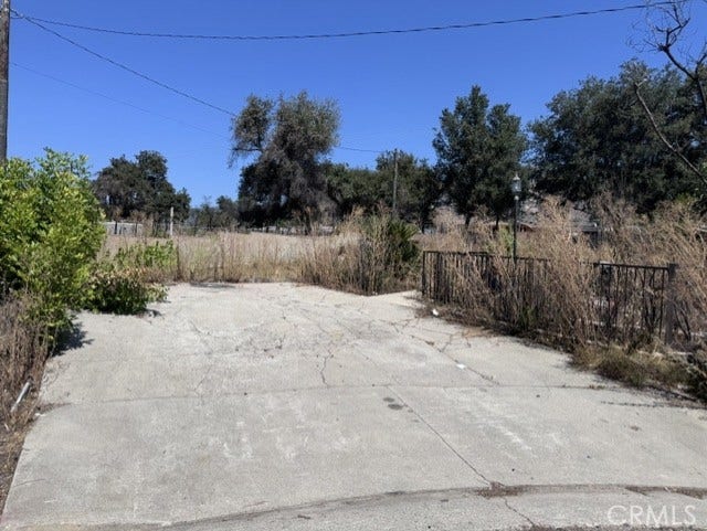 Property photo for 249 Highlawn, Altadena, CA