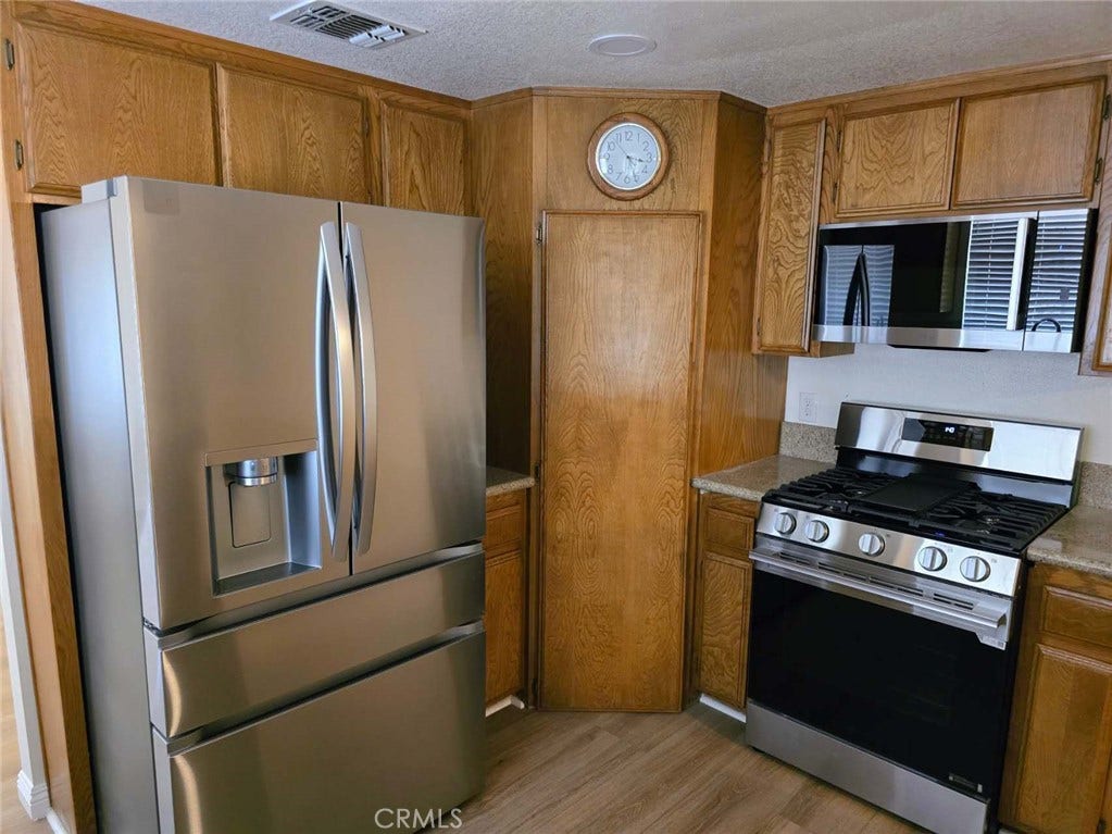 7786 Bangor Avenue, Hesperia, CA 92345 7786 Bangor Avenue, Hesperia, CA 92345