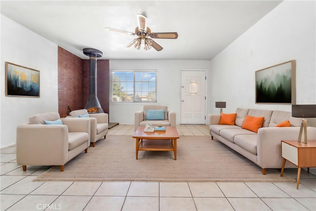 1232 E Elizabeth, Barstow, CA 92311 Unit D-Living Room virtual Staging