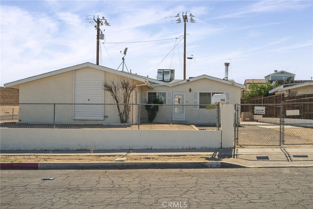 1232 E Elizabeth, Barstow, CA 92311 Front view 2