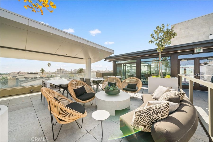Property photo for 709 E Walnut Street, #215, Pasadena, CA