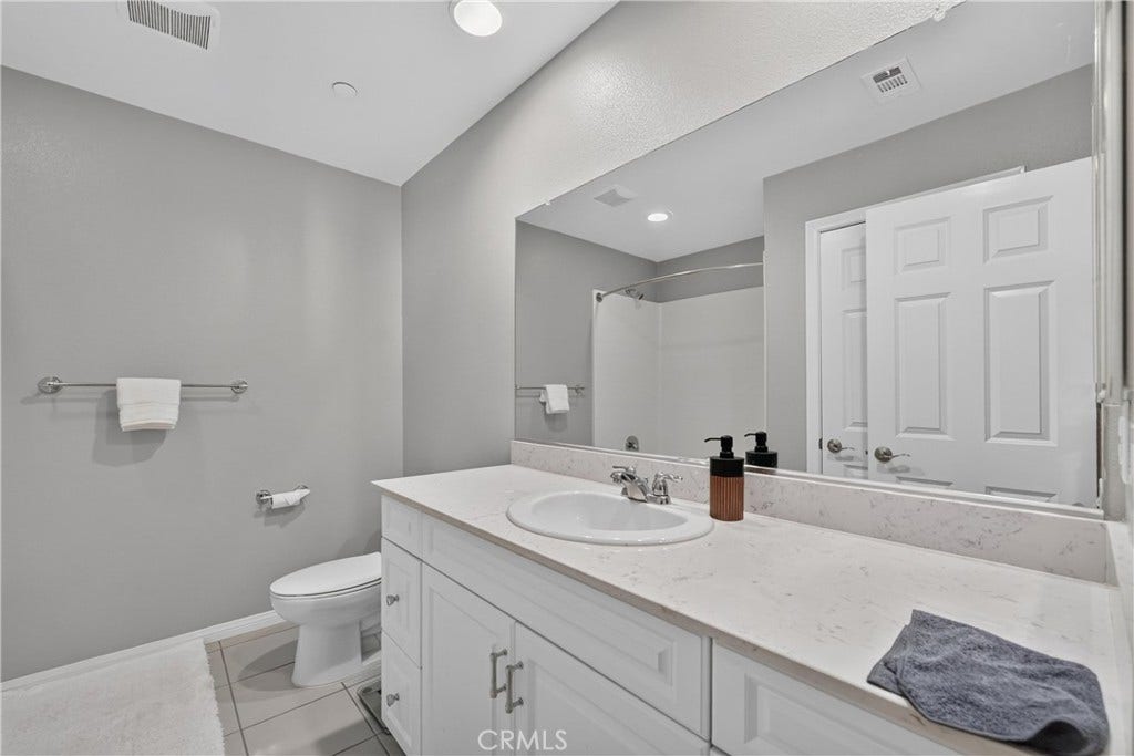 525 Thyberg, West Covina, CA 91791 525 Thyberg, West Covina, CA 91791