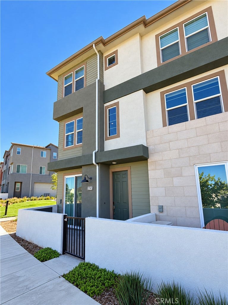 Property photo for 27145 Valley Oak, Valencia, CA
