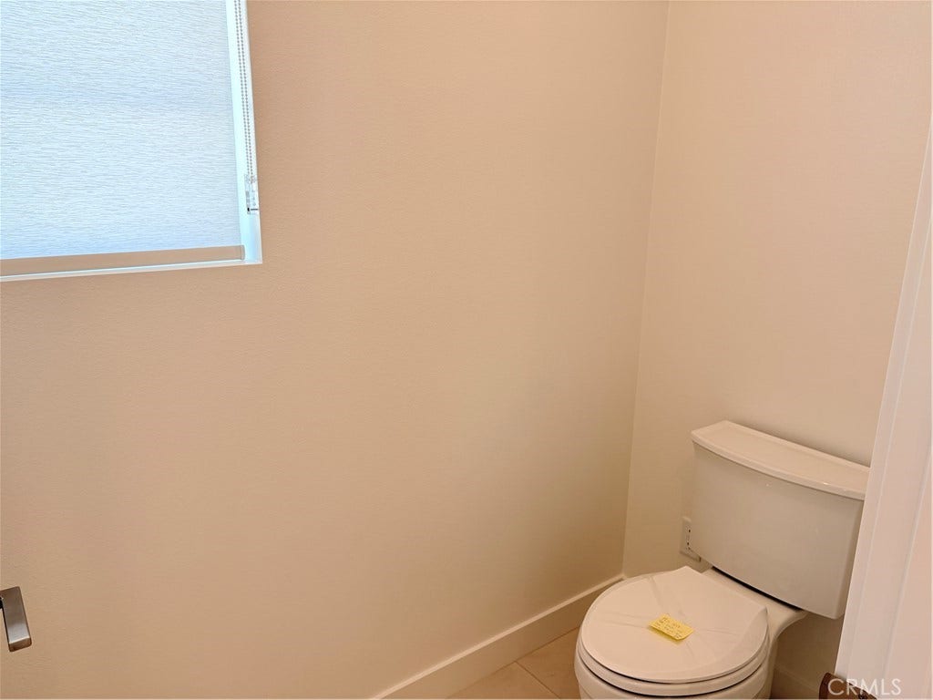 348 Plume Way, Montebello, CA 90640 Master bathroom