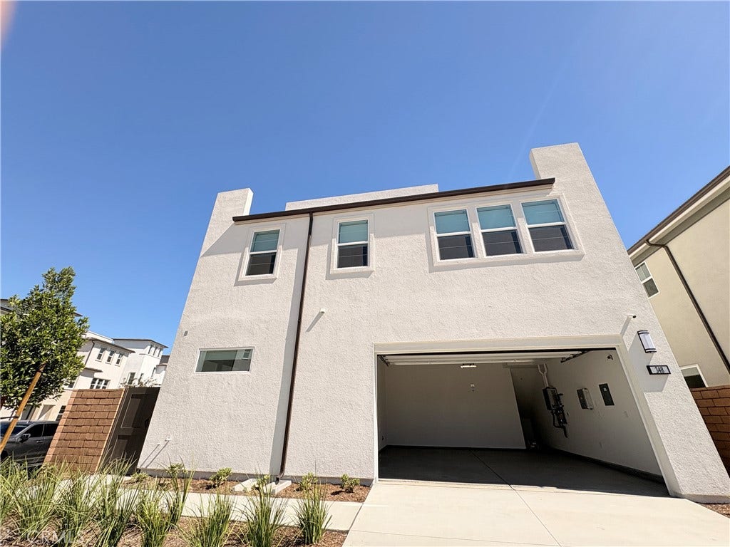 348 Plume Way, Montebello, CA 90640 View of the garage