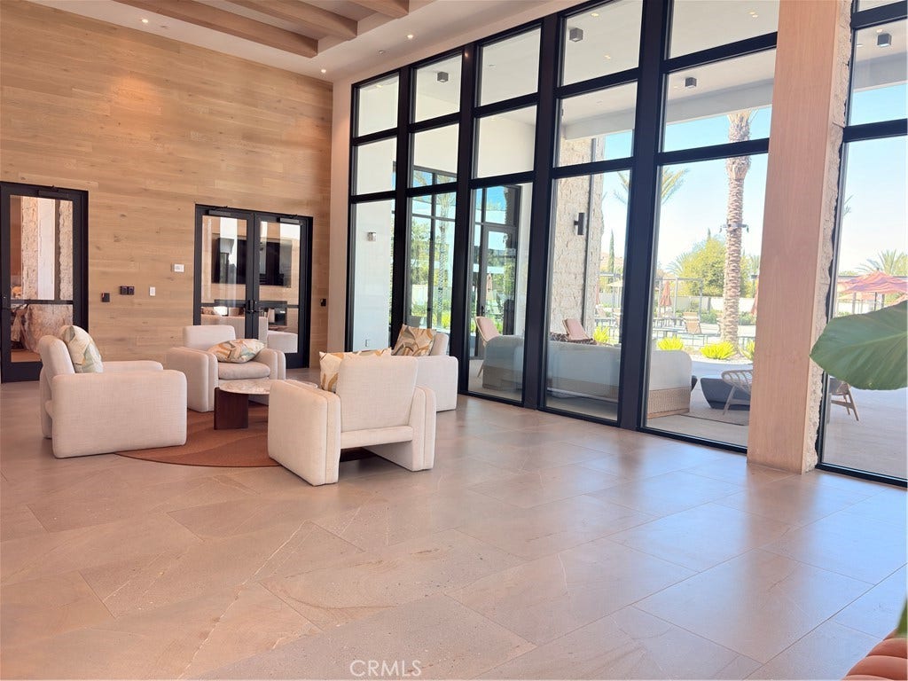 348 Plume Way, Montebello, CA 90640 Lounge in community club area