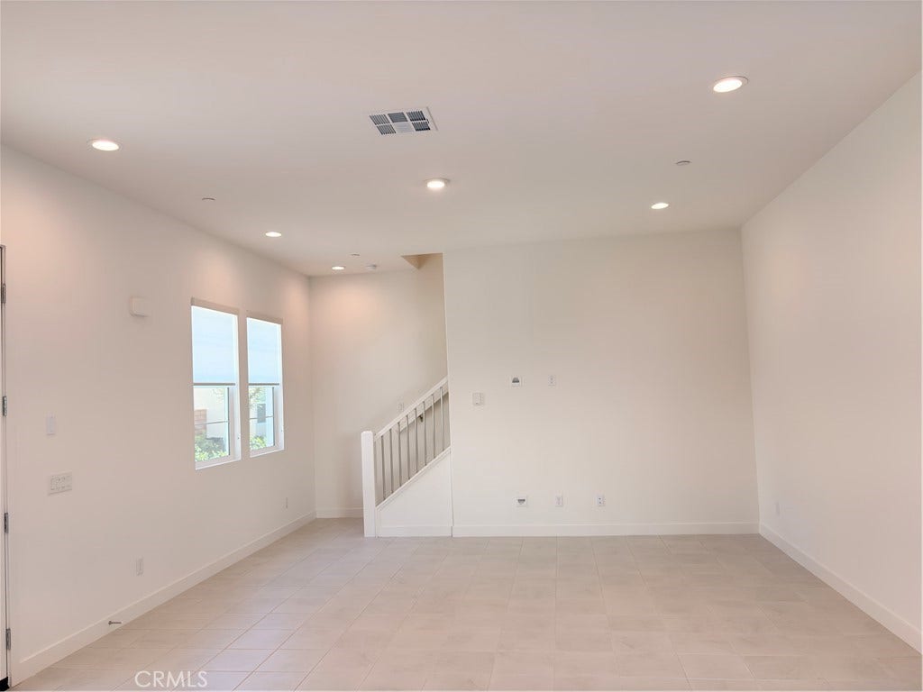348 Plume Way, Montebello, CA 90640 Huge living /family room