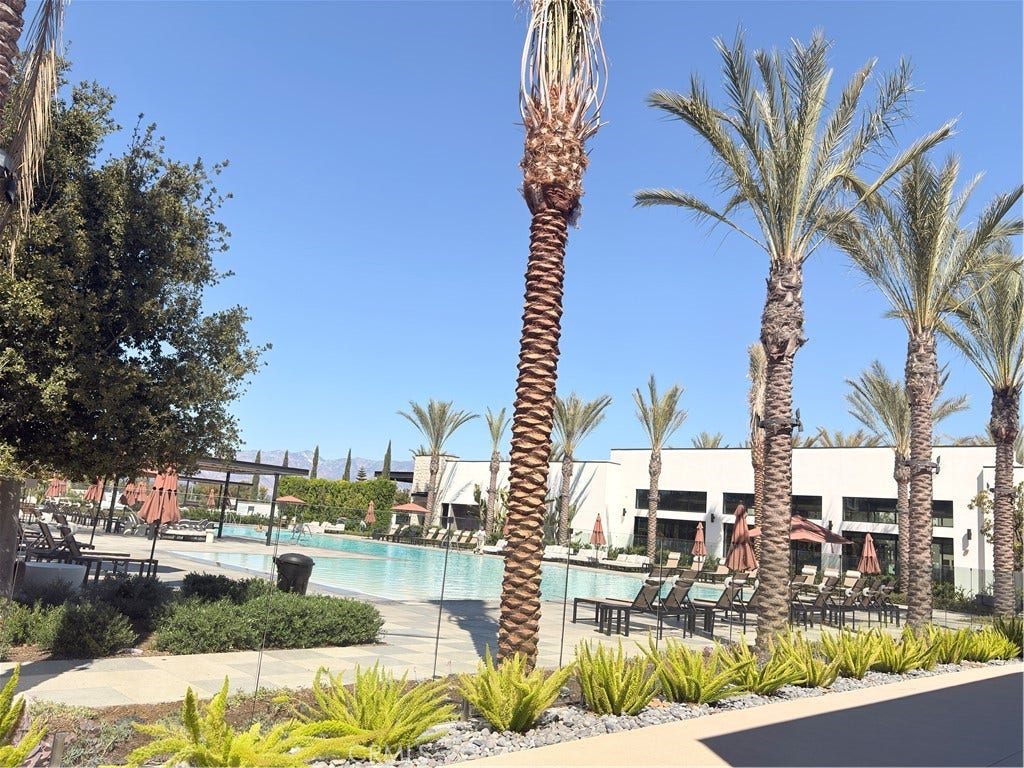 348 Plume Way, Montebello, CA 90640 View of the pool