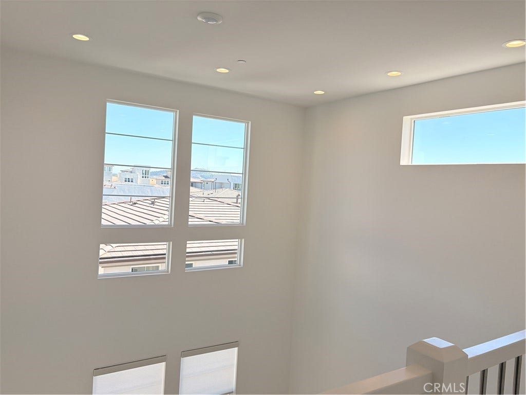 348 Plume Way, Montebello, CA 90640 High ceiling on the second floor
