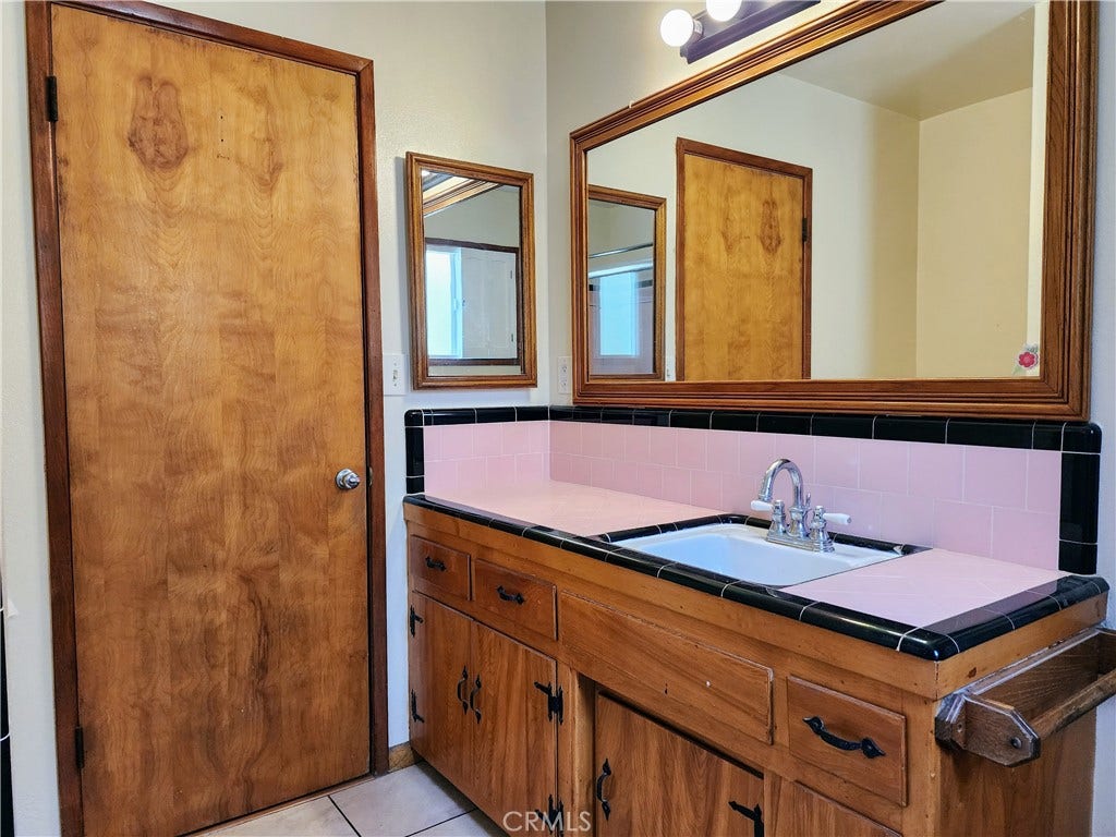 719 S Aldenville Avenue, Covina, CA 91723