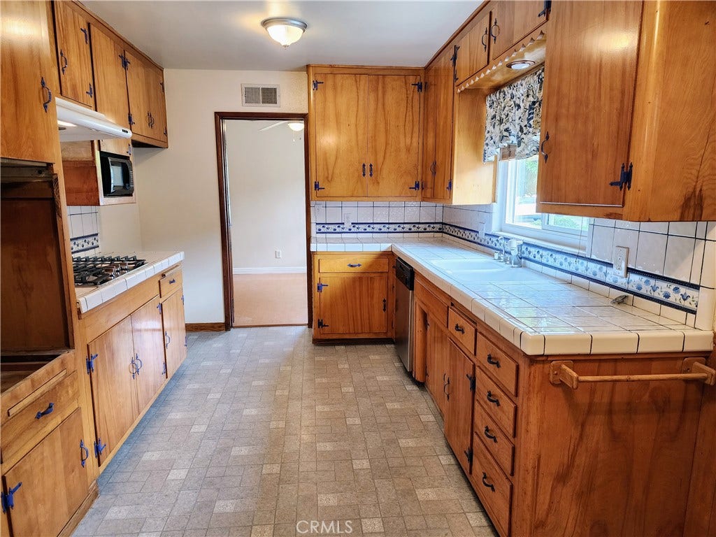 719 S Aldenville Avenue, Covina, CA 91723