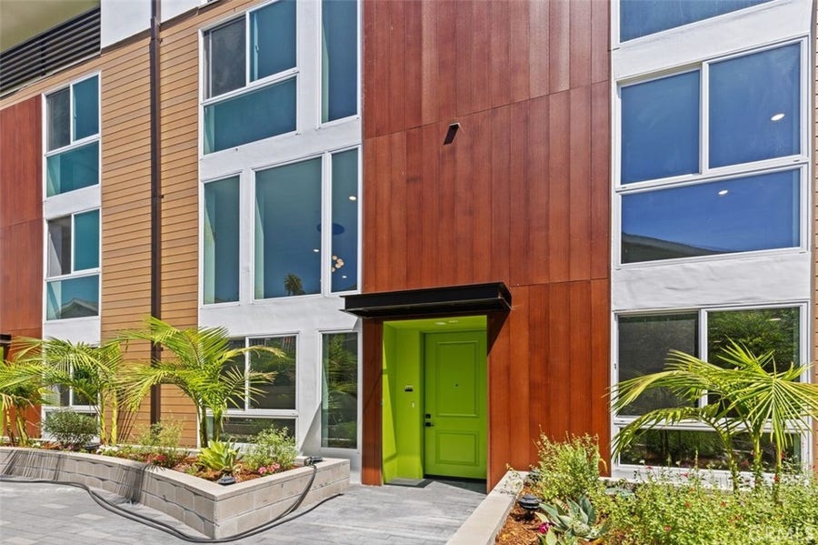 Property photo for 176 N Catalina Avenue, #103, Pasadena, CA